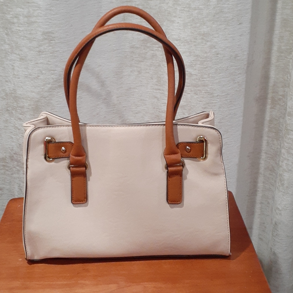 Bag - Picture 2 of 4